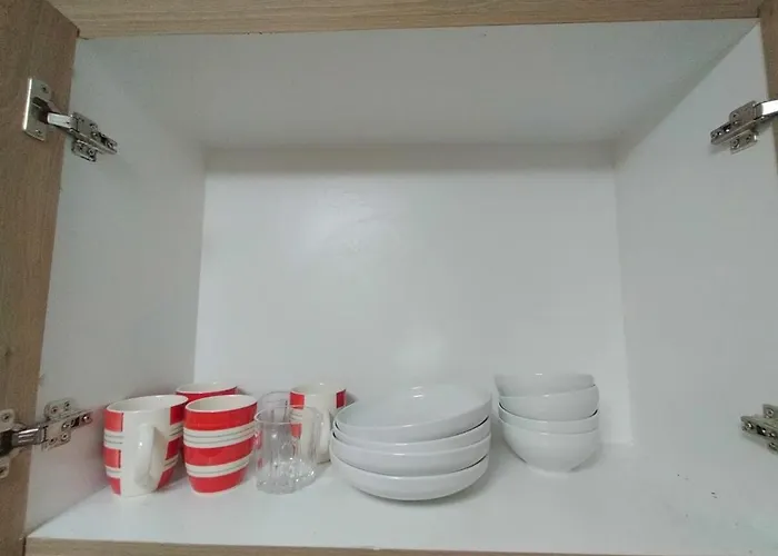 Shore 2 - Staycation Or Bus Trip I 1br Furnished *