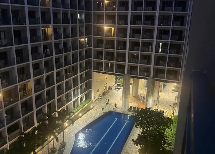 Shore 2 - Staycation Or Bus Trip I 1br Furnished * Manille